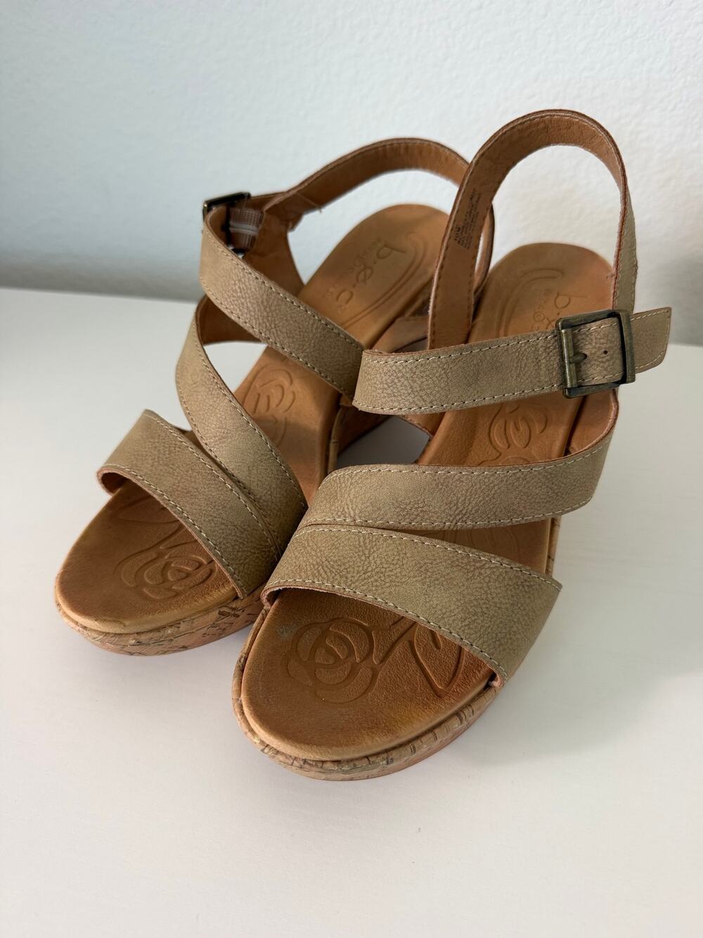 B.O.C. born Schirra Wedge Sandals Heels Neutral Bren Strappy Shoes size 10